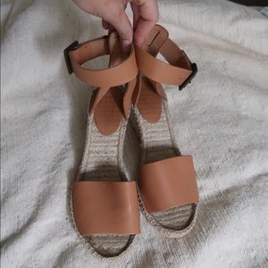 Picon leather platform sandals
